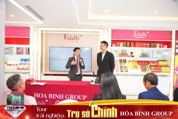 TOUR TRẢI NGHIỆM TRỤ SỞ CHÍNH HÒA BÌNH GROUP KHÁCH HÀNG KHÔNG NÊN BỎ LỠ