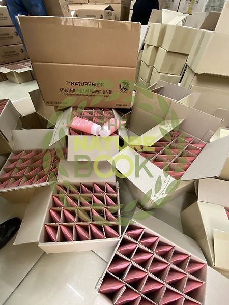  Gel tẩy da chết muối hồng về ngập kho 