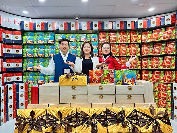 CUNG CHÚC TÂN SANG - MANG LỘC VỀ NHÀ